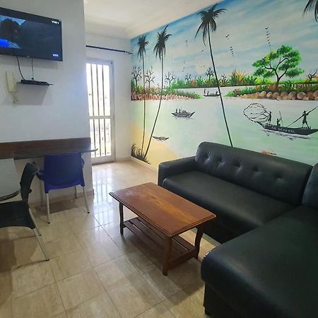 Bricos Appartement Sud Foire Dakar Exterior foto